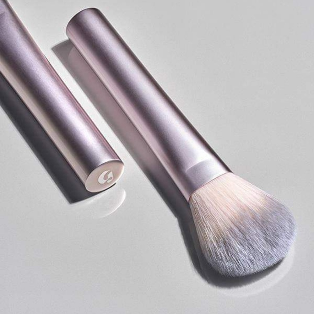Wowder Glossier Brush